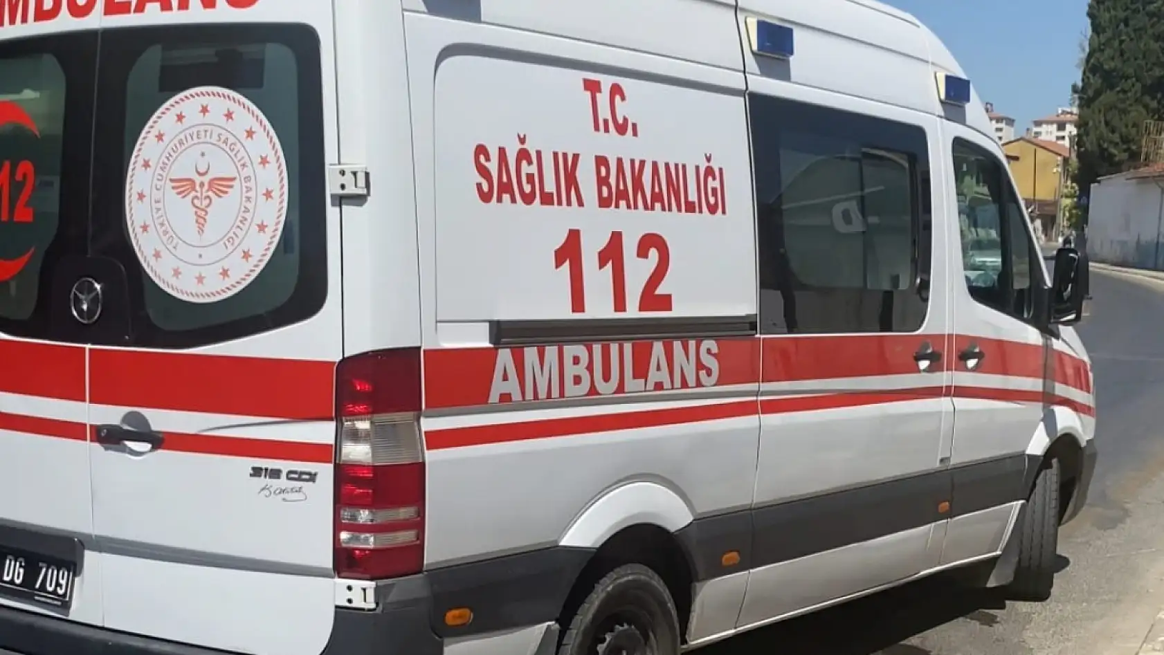 Tabakane Caddesi'nde Kaza: Motosikletler Çarpıştı 2 Kişi Yaralandı