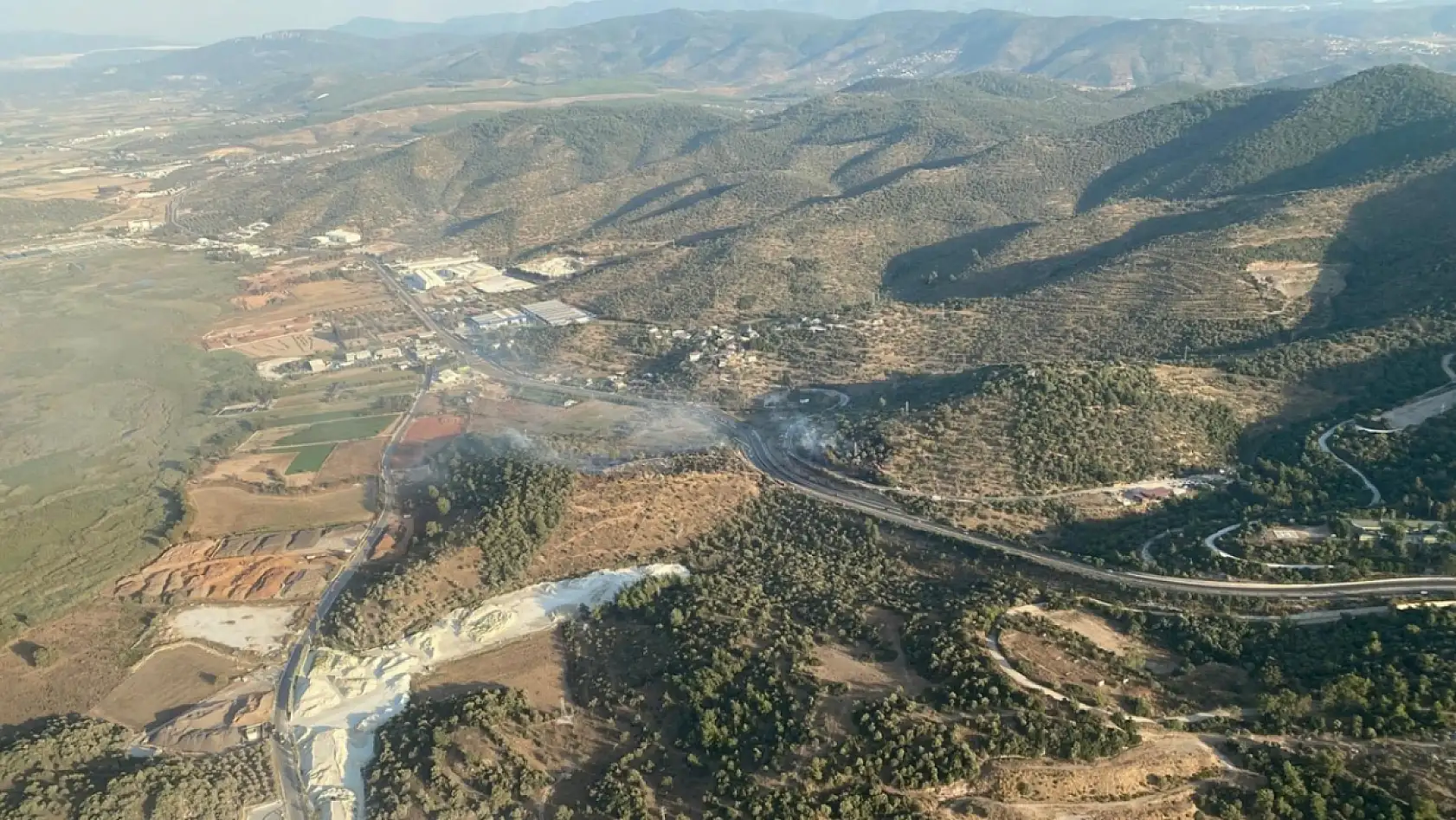 Havadan ve Karadan Müdahaleyle Güllük'teki Orman Yangın Söndürüldü