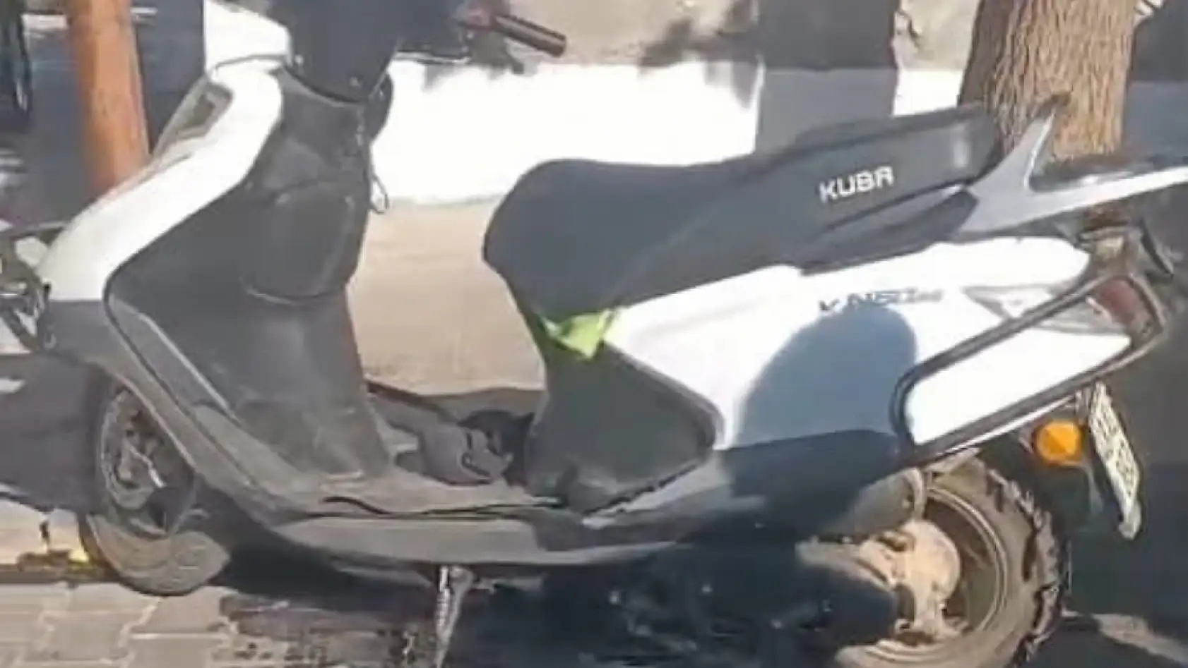 Milas'ta Bozuk Parke Yol Motosiklet Kazasına Neden Oldu