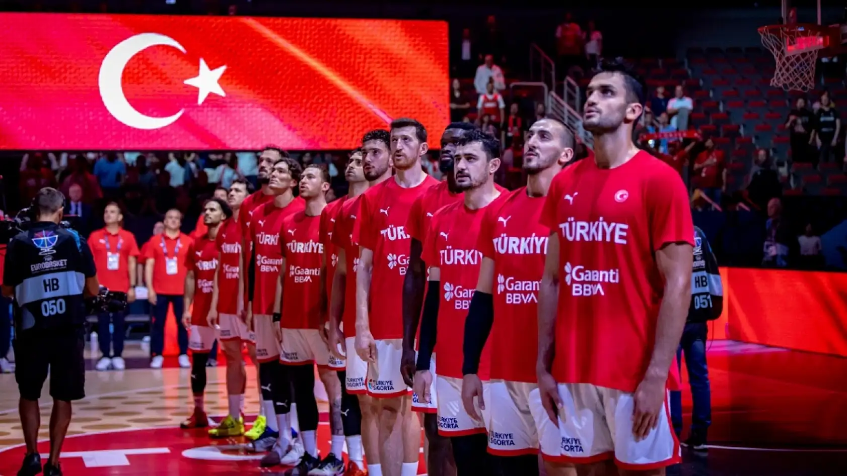 12 Dev Adam Tarih Yazdı: Türkiye 24 Yıl Sonra Yeniden Finalde