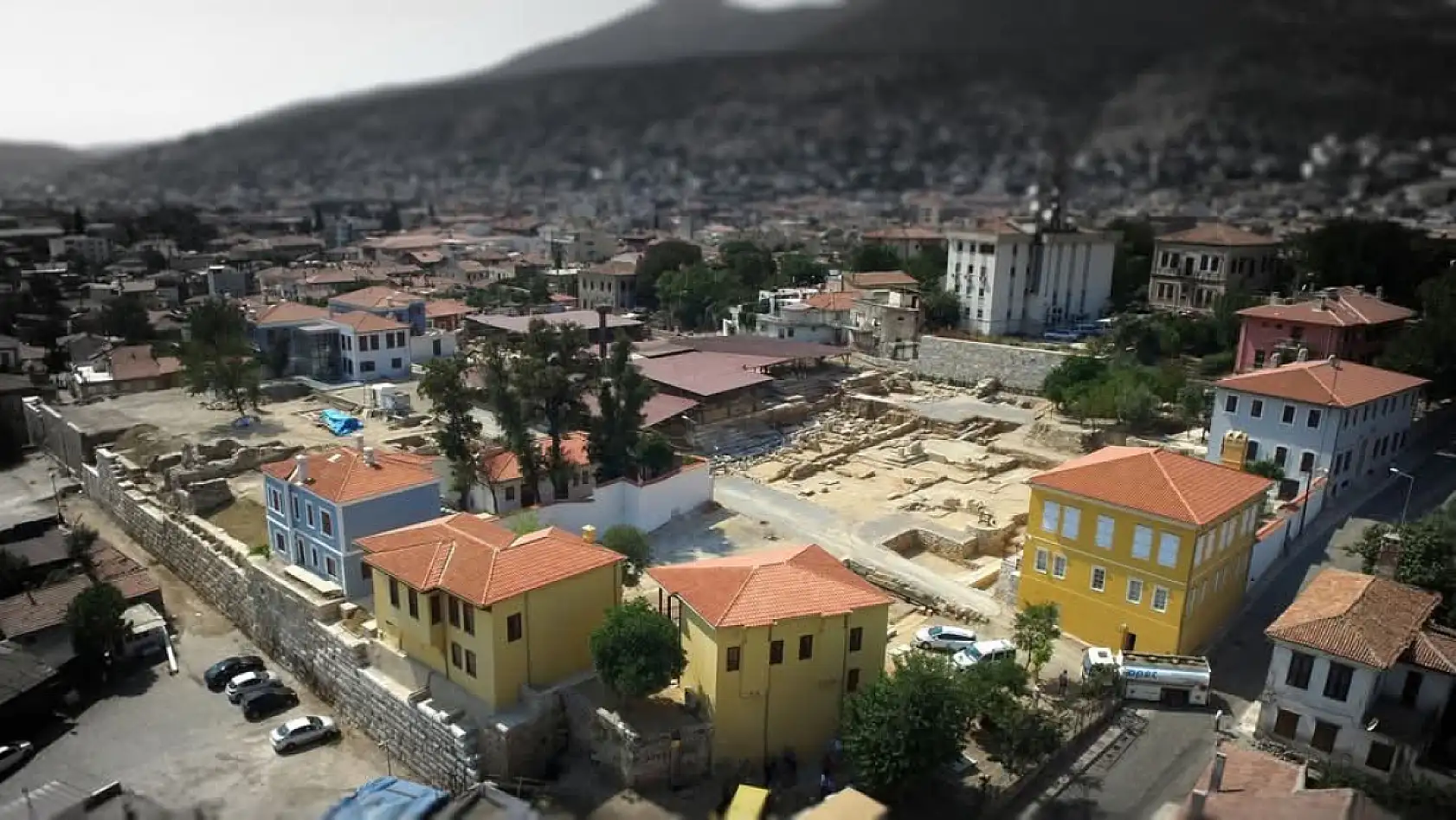 Milas'ın Altındaki Gizli Şehir: Her gün üstüne basıyoruz ama kimse farkında değil!