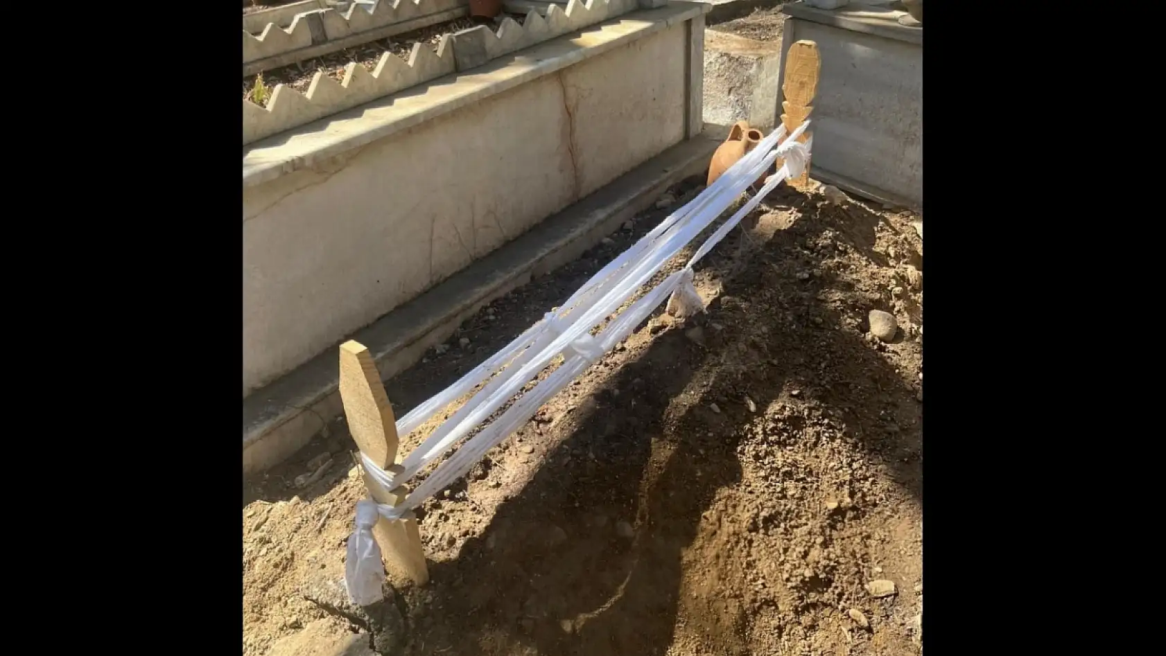 Milas, 15 Yaşındaki Nisa'nın Ölümüyle Yasa Boğuldu