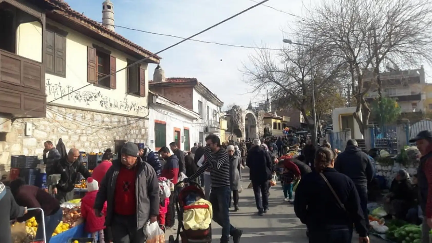 Milas'ta bulunan bu kapıdan geçen herkes tanrıların gözü önündeydi