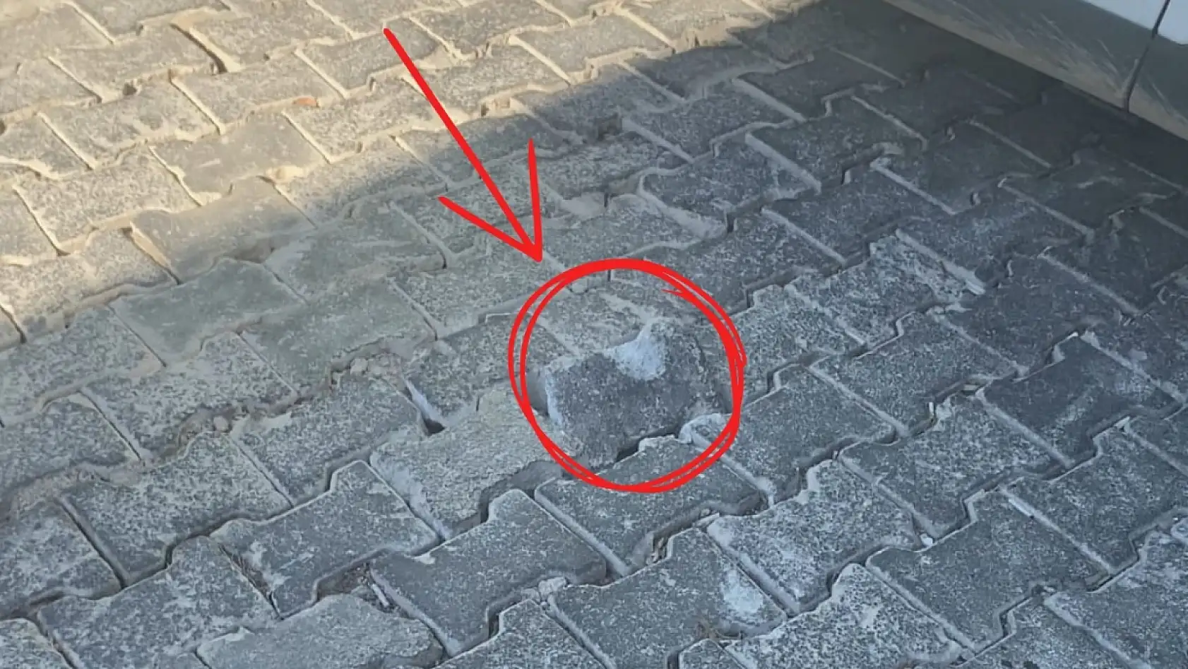 Milas'ta Bozuk Parke Yol Motosiklet Kazasına Neden Oldu