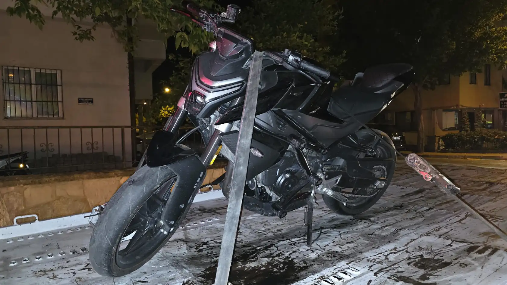 Milas'ta aranan motosiklet jandarma operasyonuyla ele geçirildi