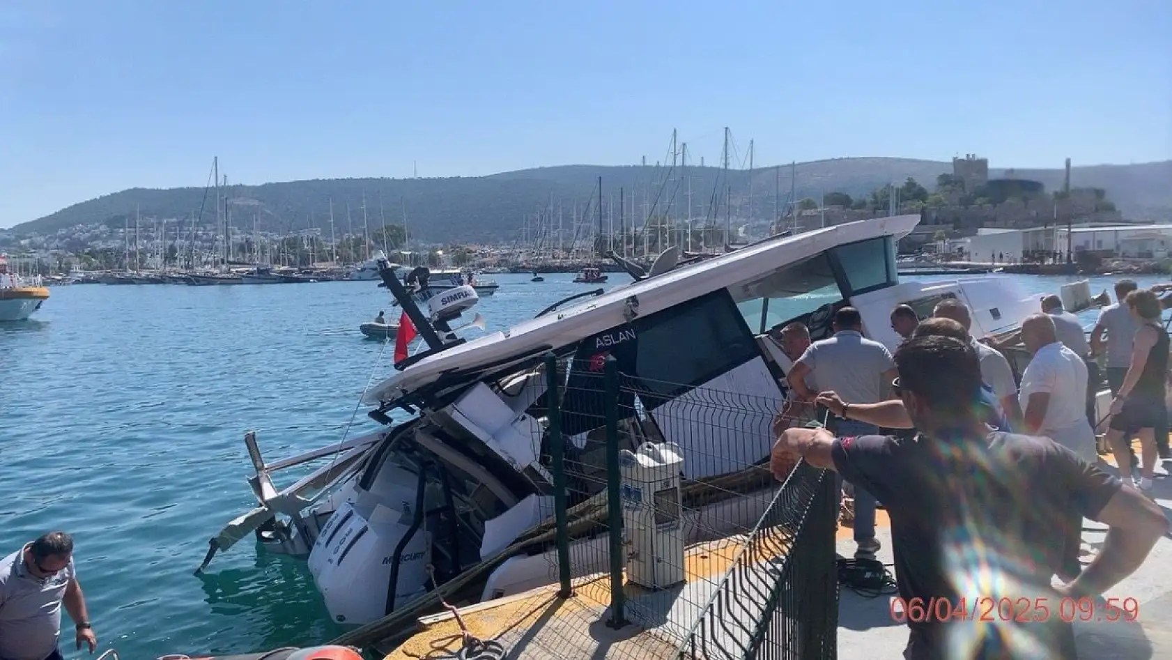 Bodrum Marina'da Patlama: İki Kişi Yaralandı