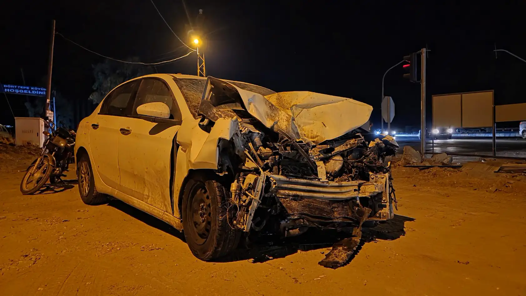 Milas-Bodrum Karayolu'nda Feci Kaza: 2'si Ağır 4 Yaralı