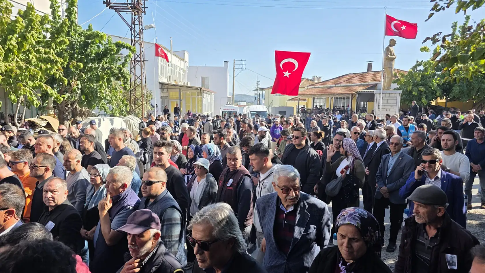 Şehidimiz Emrah Kuran Gözyaşlarıyla Ebediyete Uğurlandı
