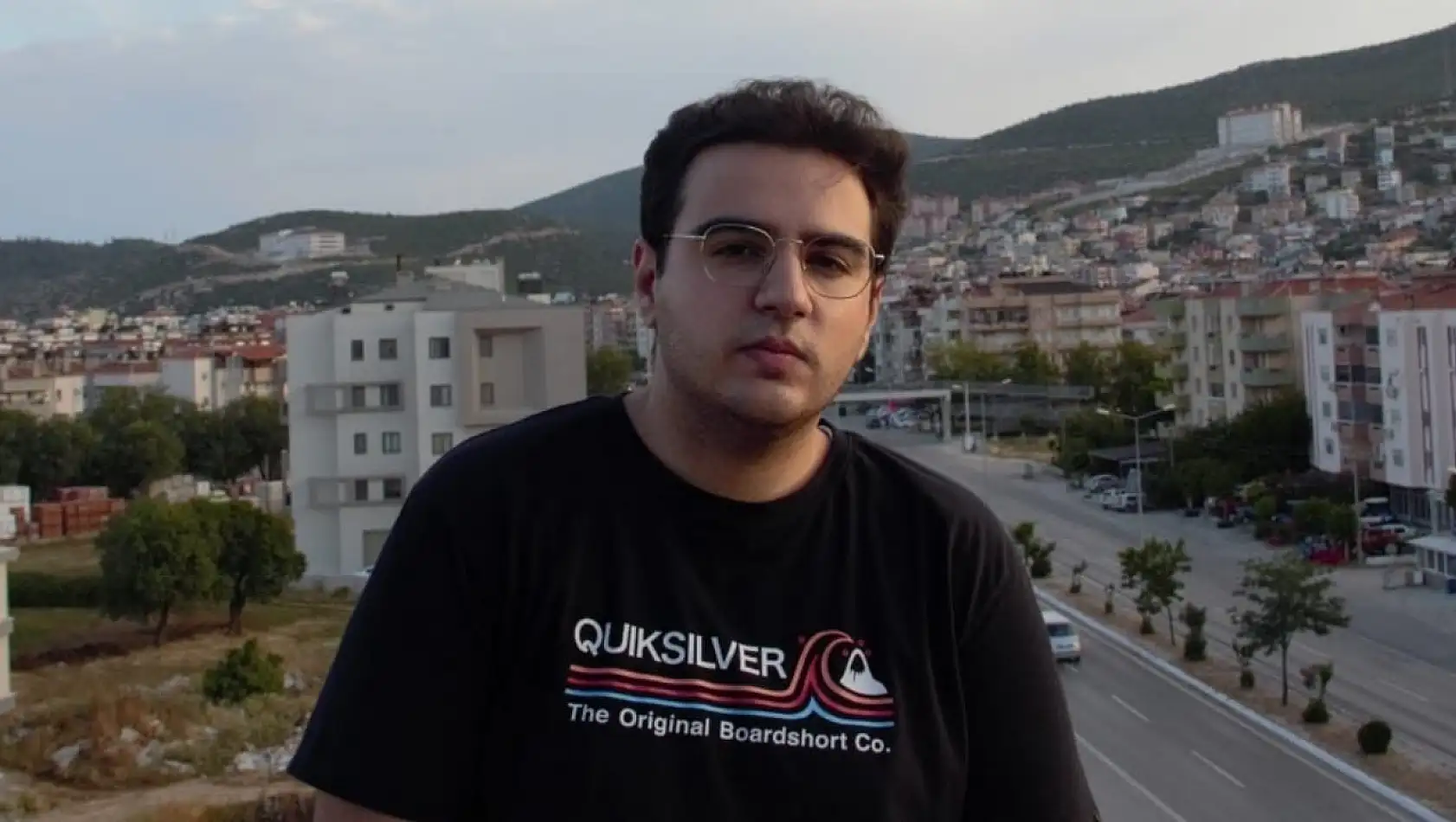 Milas'ın Acı Kaybı: 24 Yaşındaki Batuhan Ege Çelik Hayatını Kaybetti