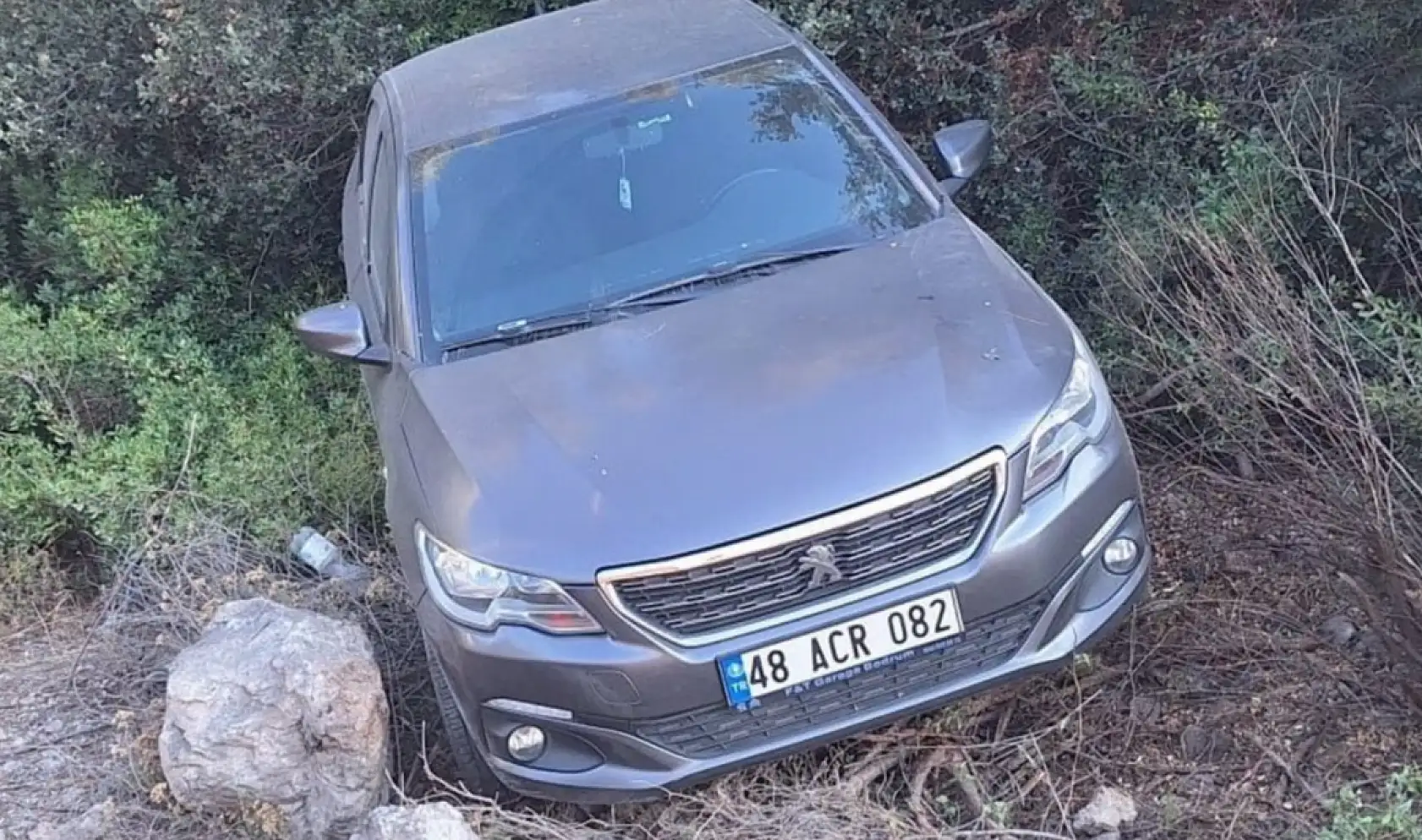 Milas Bodrum Karayolunda Zincirleme Kaza: 9 Araç Birbirine Girdi 2 Kişi Yaralandı