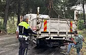Aşırı Yağış Kazaya Neden Oldu: Milas Ören Yolu Kapandı