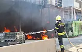 Bodrum Ortakent'te AVM otoparkında yangın paniği