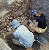 Beçin Kalesi'nde Yeni Bir Yapı Gün Yüzüne Çıkıyor