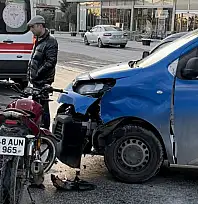 Milas 23 Nisan Bulvarı'nda Kaza: Geri Manevra Yapan Araca Motosiklet Çarptı