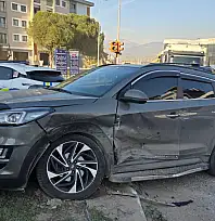 Milas Adliye Kavşağı'nda Korkutan Kaza: 1 Yaralı