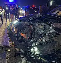 Milas Bodrum Karayolu'nda Üç Araç Birbirine Girdi: 3 Yaralı