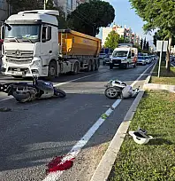 Milas'ta Feci Kaza: Motosikletler Kafa Kafaya Çarpıştı 1'i Ağır 2 Kişi Yaralandı