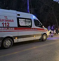 Milas'ta ilginç kaza: Motosiklet sürücüsü yaralandı, yaya kayıplara karıştı