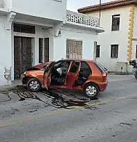 Milas'ta Korkutan Kaza: Otomobil Evin Duvarına Çarptı: 1 Kişi Yaralandı