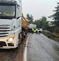 Milas'ta Yağıştan Dolayı Kayan Dorse Otomobile Çarptı 2 Yaralı