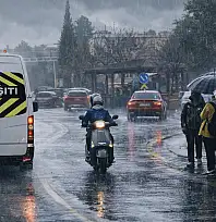 SON DAKİKA | Milas'ta Eğitime Şiddetli Yağış Freni: Yarın Okullar Tatil!