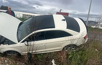 Milas Bodrum Yolunda Korkutan Kaza: Şarampole Uçtu