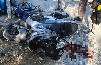 Milas'ta iki motosiklet çarpıştı: 1'i ağır 3 yaralı