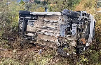 Milas'ta Kontrolden Çıkan Otomobil Şarampole Uçtu: Sürücü Şans Eseri Kurtuldu