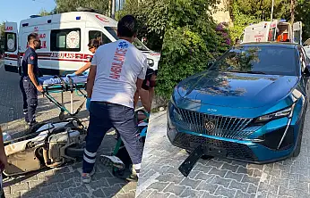 Milas'ta Motosiklet ile Otomobil Çarpıştı: 2 Yaralı