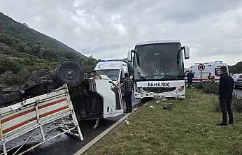 Milas'ta Yolcu Otobüsü ile Kamyonet Çarpıştı: Büyük Facia Kıl Payı Atlatıldı
