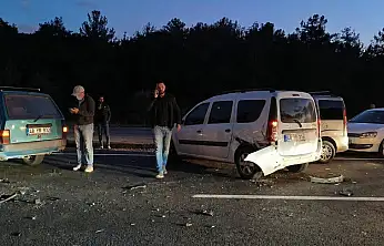 Milas Yatağan Yolunda Zincirleme Kaza: Trafik Kilitlendi