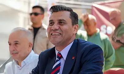 Manisa Büyükşehir Belediye Başkanı Ferdi Zeyrek Hayatını Kaybetti