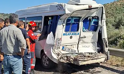 Milas'ta Korkunç Kaza: Beton Mikseri Servis Aracına Arkadan Çarptı: 1 Kişi Öldü 15 Kişi Yaralandı