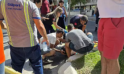 Milas'ta TIR ile Motosiklet Çarpıştı: 1 Yaralı