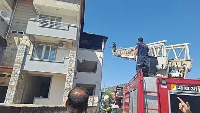 Milas Kırcağız'da Çatı Katı Yangını Paniğe Neden Oldu