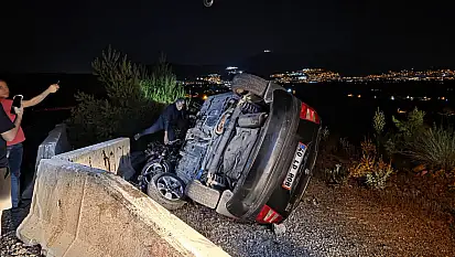 Milas'ta feci kaza: Bariyerlere çarpan otomobil takla attı 1 kişi yaralandı