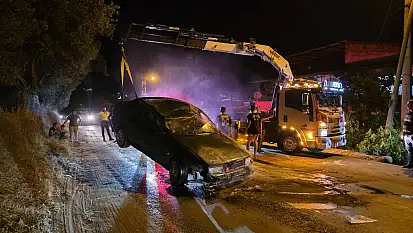 Milas'ta kontrolden çıkan araç takla attı