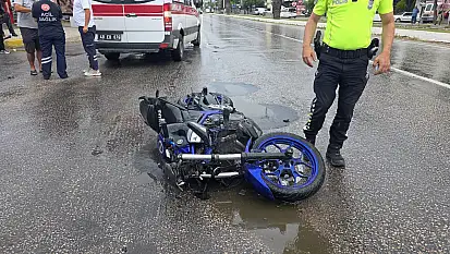Milas'ta Motosiklet ile Kamyonet Çarpıştı: Bir Kişi Yaralandı