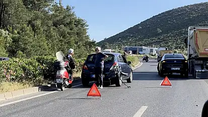 Tüvtürk mevkiinde kaza: Sürücüler çekici beklerken yol kapandı