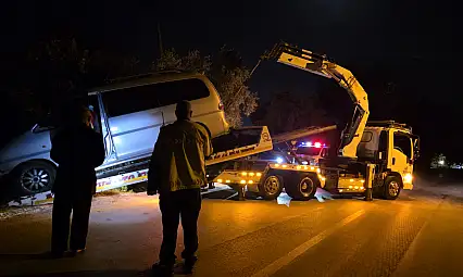 Milas'ta alkollü sürücü zeytin bahçesine uçtu