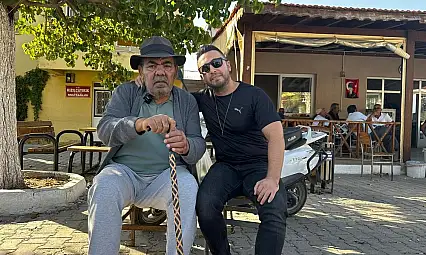 Milas’ın Yaşayan Efsanesi Mehmet Güçlü, Egeli Seyyah ile Hatıralarını Paylaştı