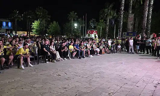 Fenerbahçe Beko'nun EuroLeague şampiyonluğu Milas'ta coşkuyla kutlandı