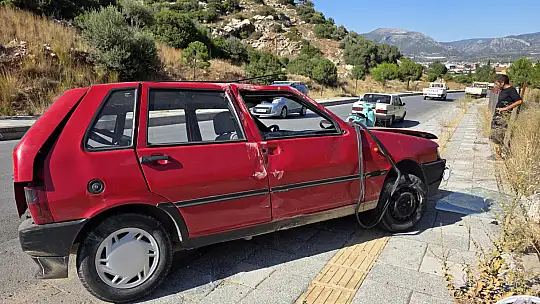 Milas'ta kontrolden çıkan otomobil takla attı: Bir kişi yaralandı
