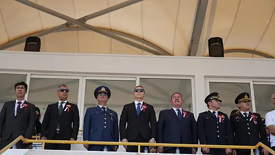 Milas'ta 19 Mayıs Coşkusu Şehit Metin Özcan Stadyumu'nda Yaşandı