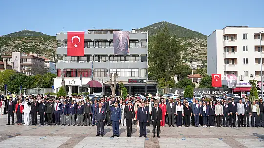 Milas'ta 19 Mayıs Coşkusu Şehit Metin Özcan Stadyumu'nda Yaşandı