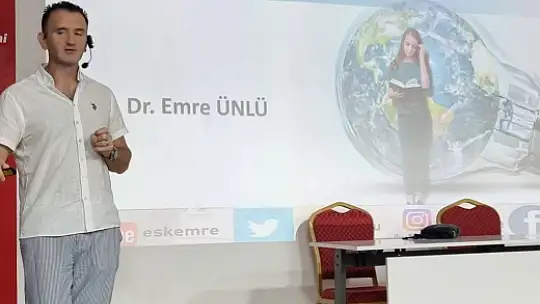 Doç. Dr. Emre Ünlü'den Milas'ta Ailelere Otizm Farkındalık Semineri