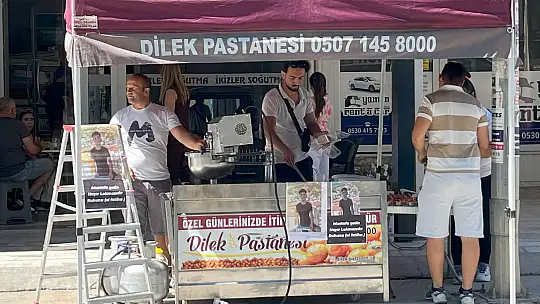 18 Yaşında Hayatını Kaybeden Mustafa Çetin Dualarla Anıldı