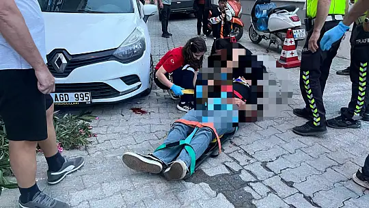 Milas'ta motosiklet park halindeki araca çarptı: Sürücü yaralandı