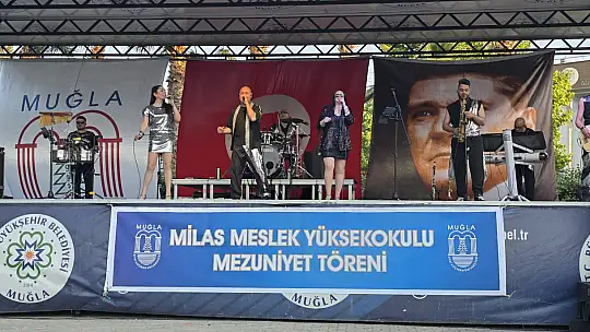 Milas Meslek Yüksekokulu'nda Mezuniyet Heyecanı Yaşandı: Efes Bandosu Büyüledi