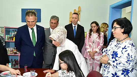 Bakan Göktaş Milas'ta Gençlerle Söyleşide Buluştu